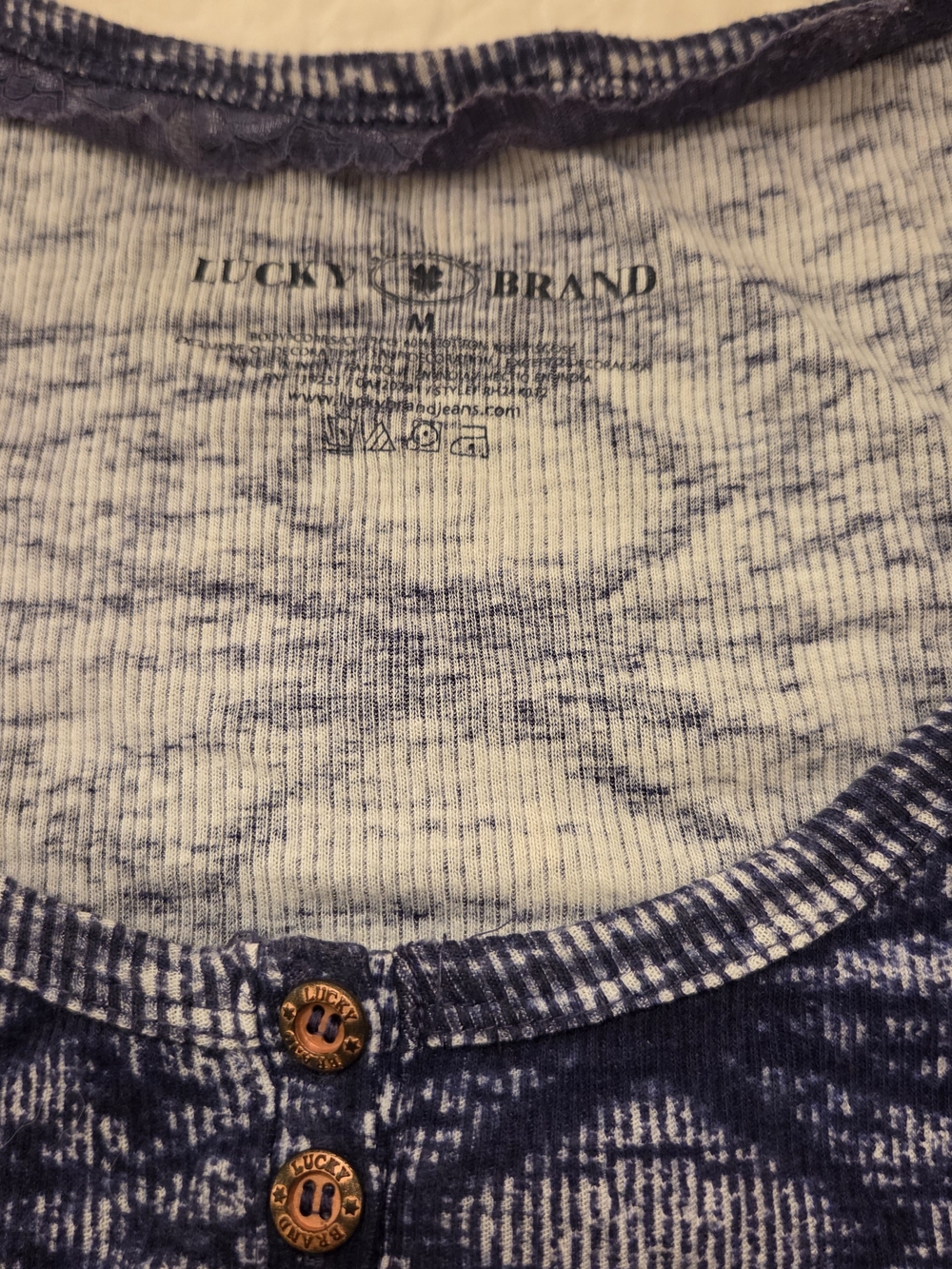 Lucky Brand Navy Tie-Dye Henley Scoop Neck Short Sleeve Top Size M - Picture 9 of 12